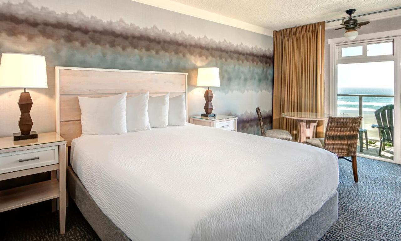 Hallmark - Resort Newport