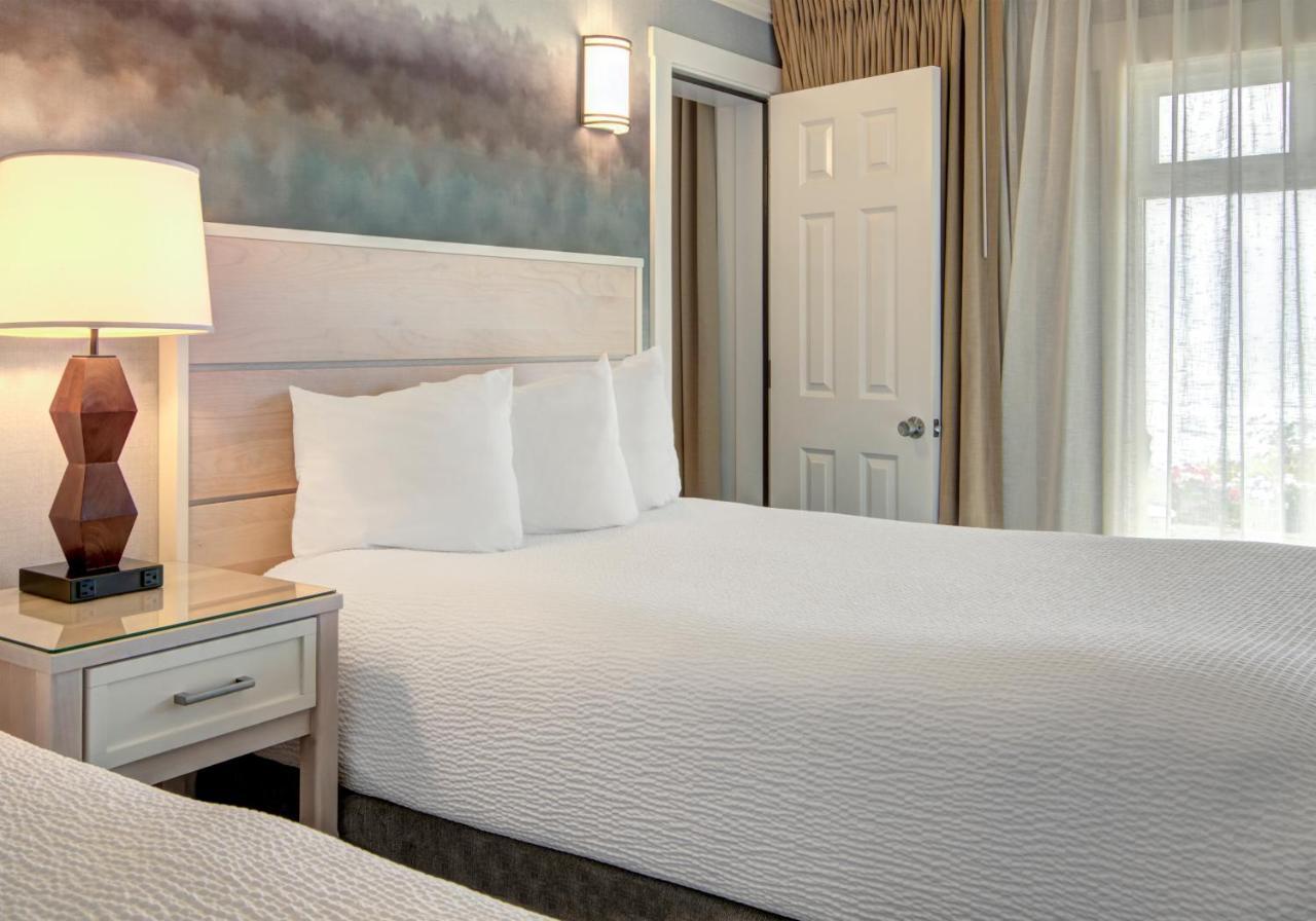 Hallmark - Resort 3*