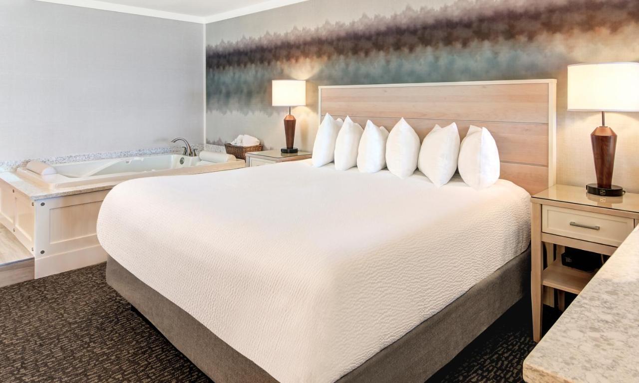 Hallmark - Resort 3*