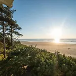 Gene\'S Coastal Escape