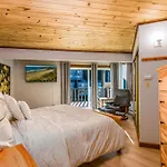 Little Creek Cove Beach Resort