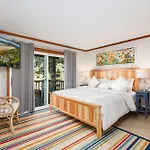 Little Creek Cove Beach Resort