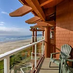 Hallmark Resort - Newport