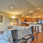 Waterfront Oregon Abode With Balcony And Ocean Views!