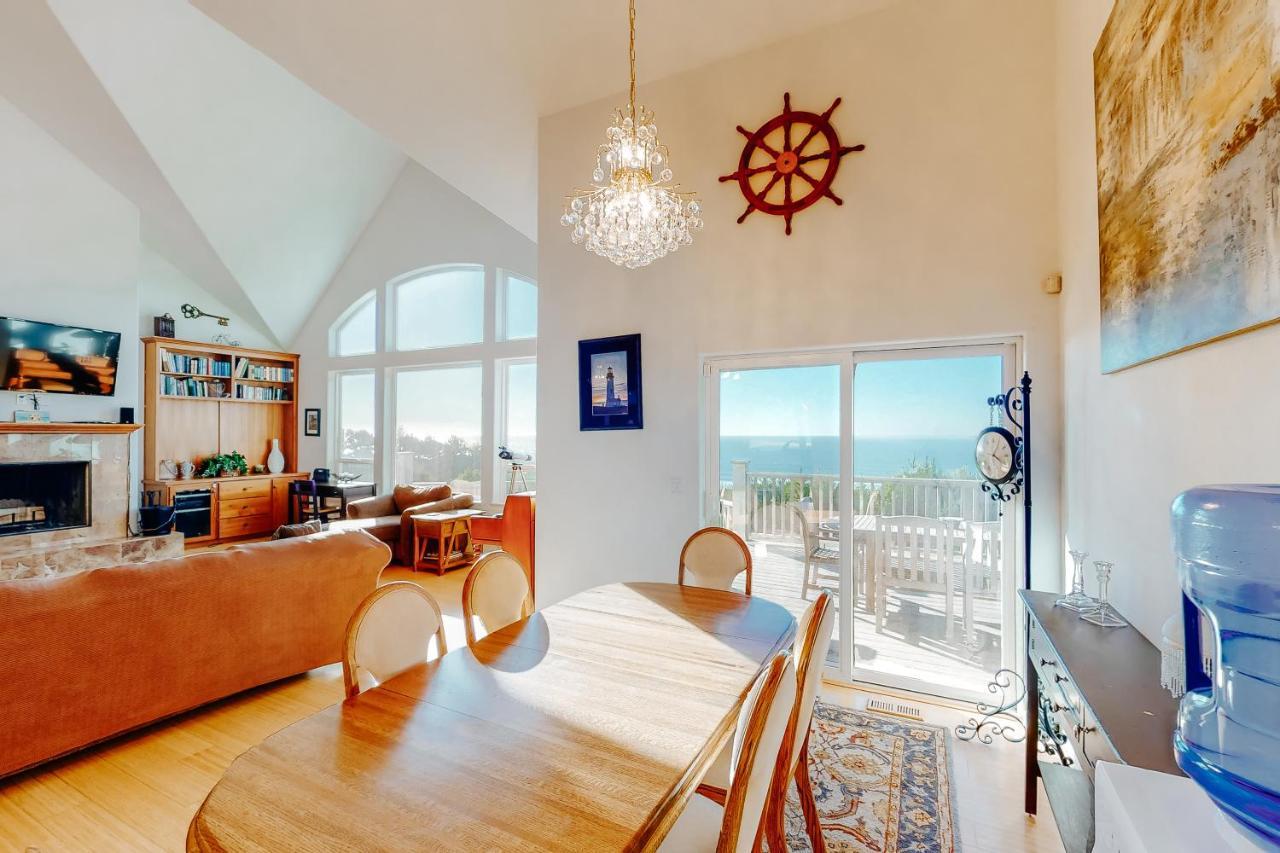 Holiday home Somervilles Escape *