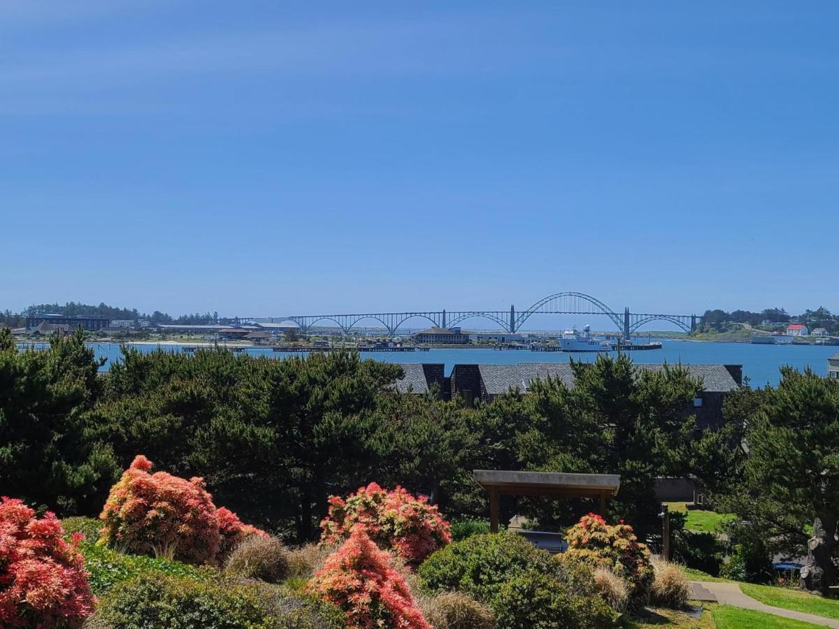 Embarcadero Resort Newport