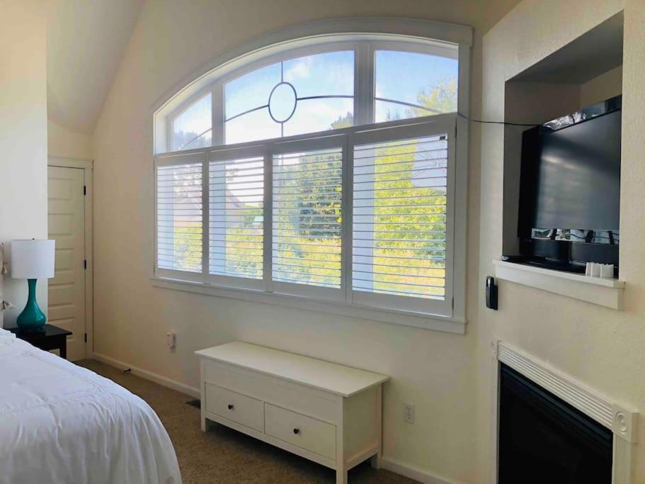 Seagrass At Beverly Apartment Newport
