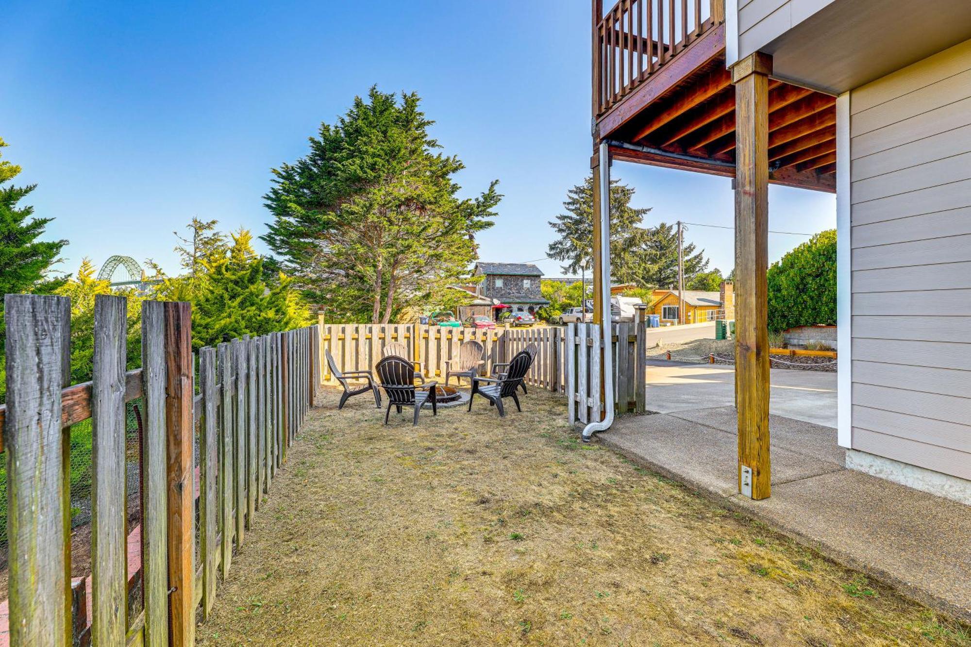 Holiday home Coastal Oregon Walk To Dock! Newport