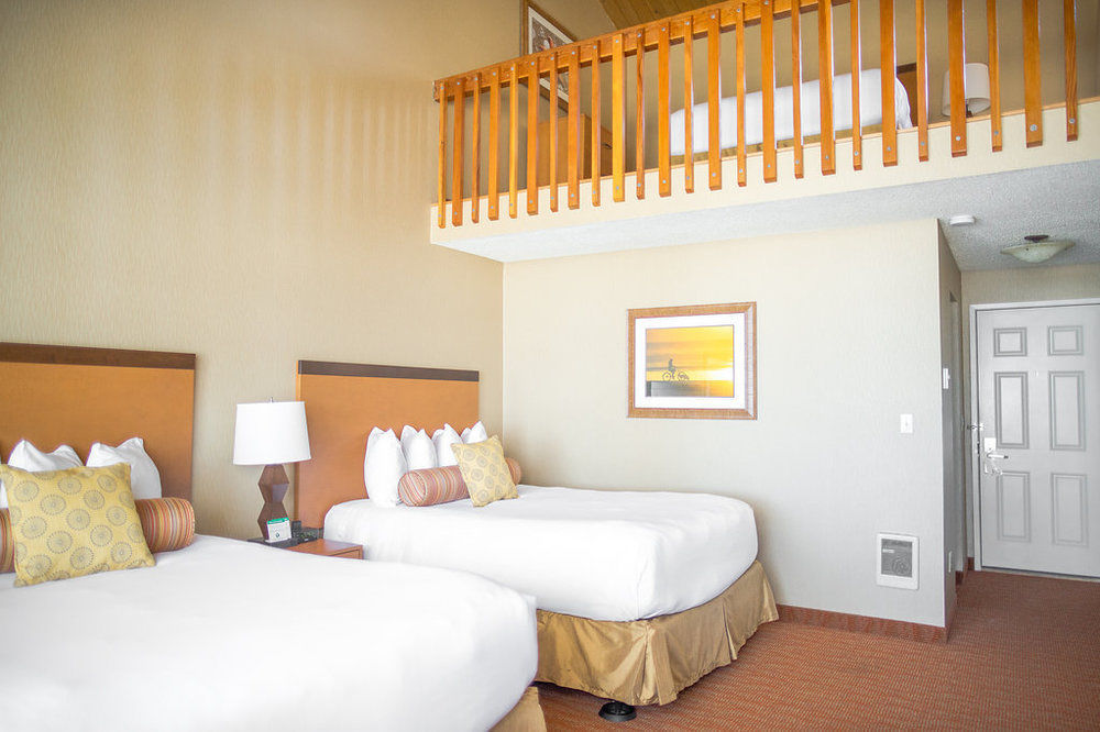 Hallmark - Resort Newport