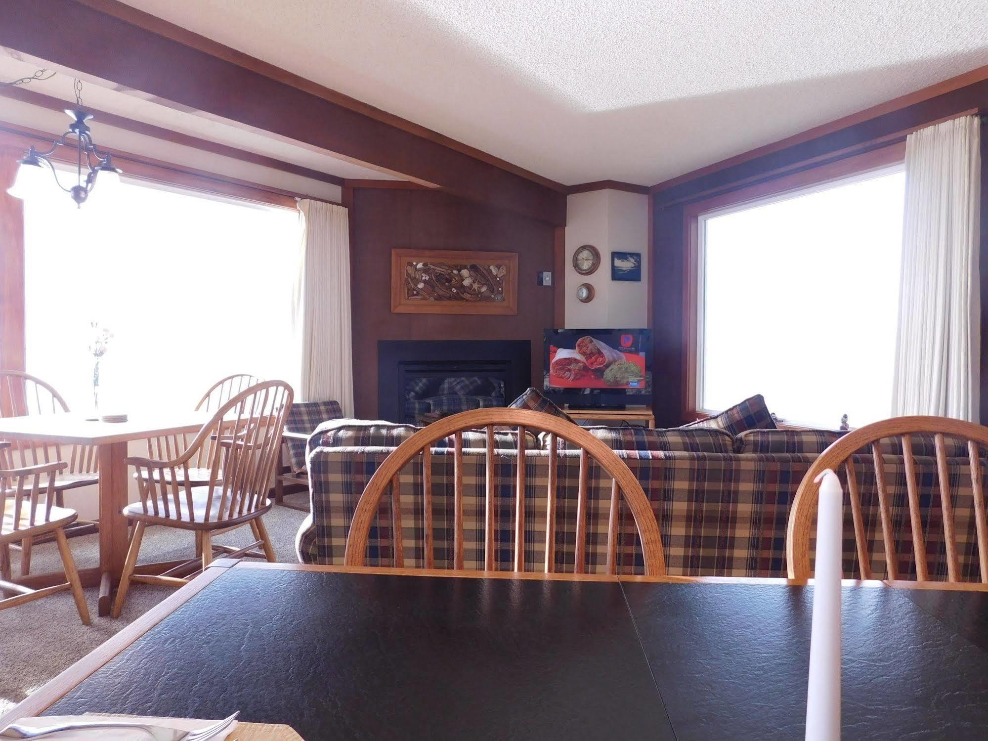 Little Creek Cove Motel 3*