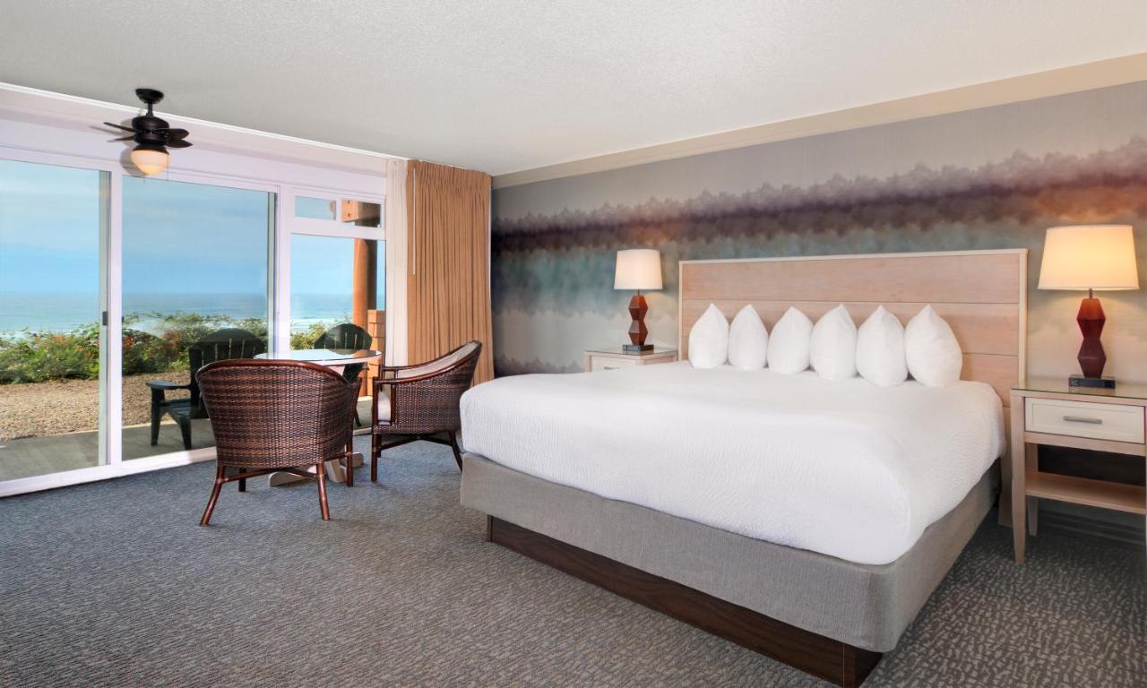 Resort Hallmark -