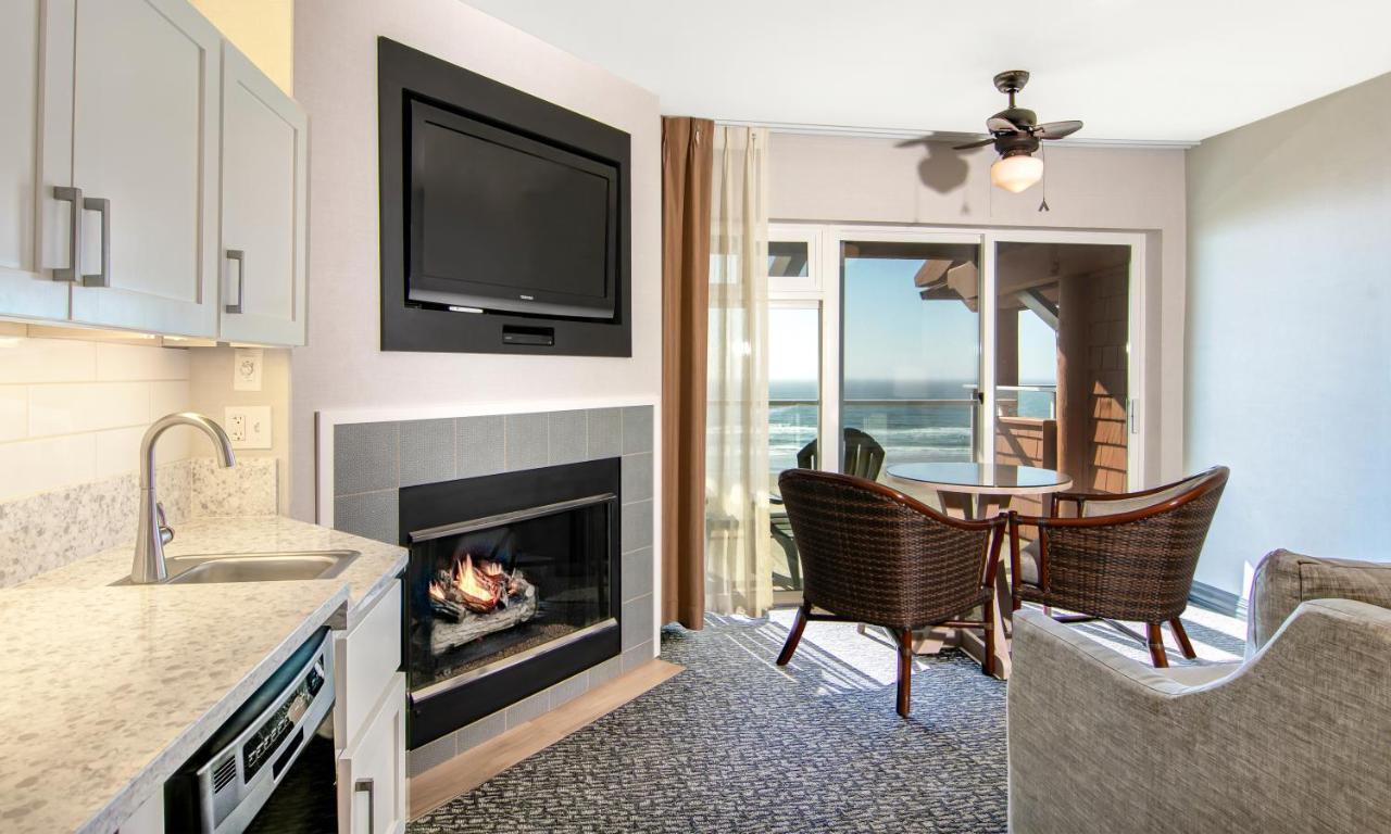 Hallmark - Resort Newport