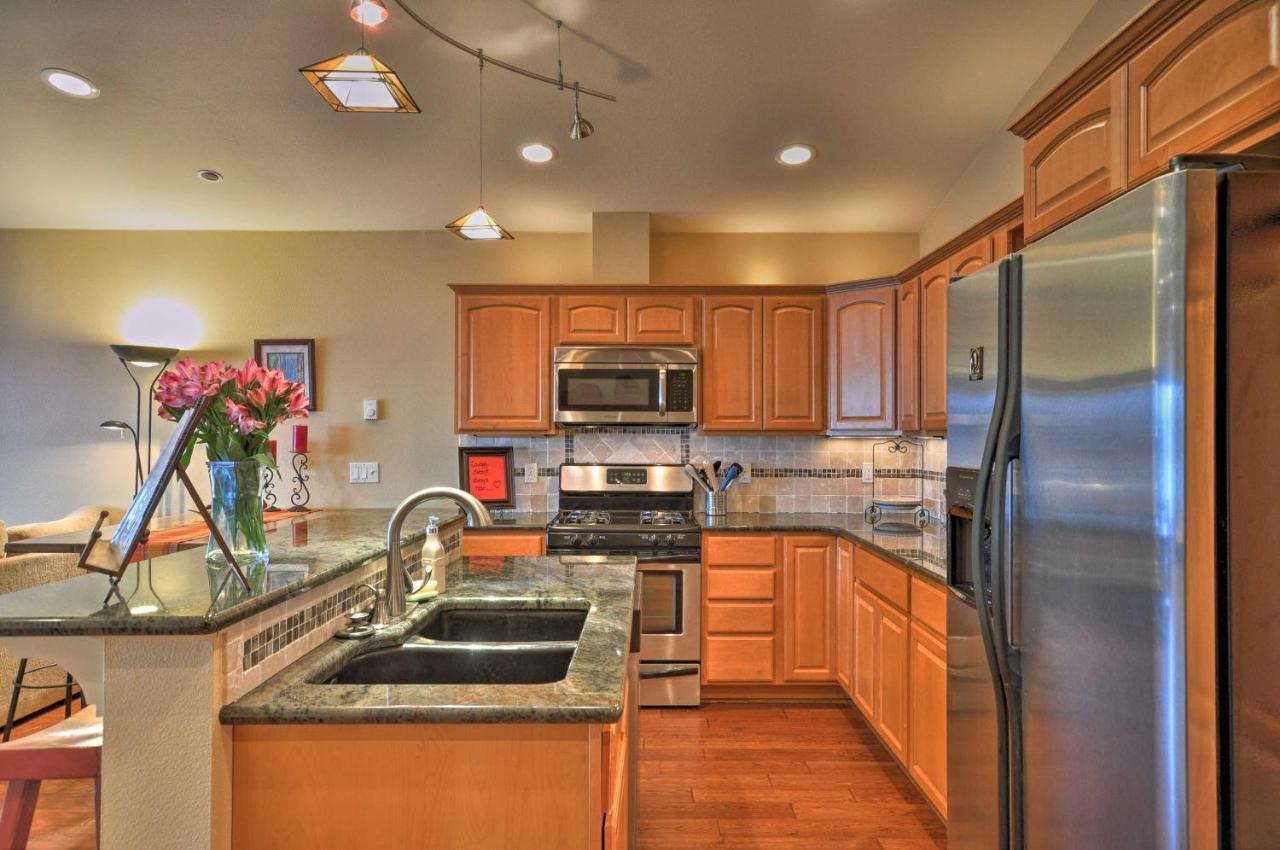 Waterfront Oregon Abode With Balcony And Ocean Views! Holiday home Newport