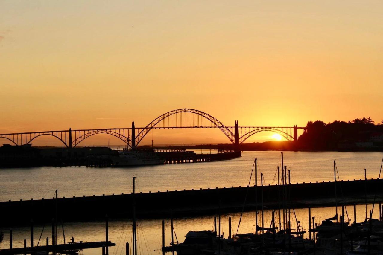 Embarcadero Resort Newport